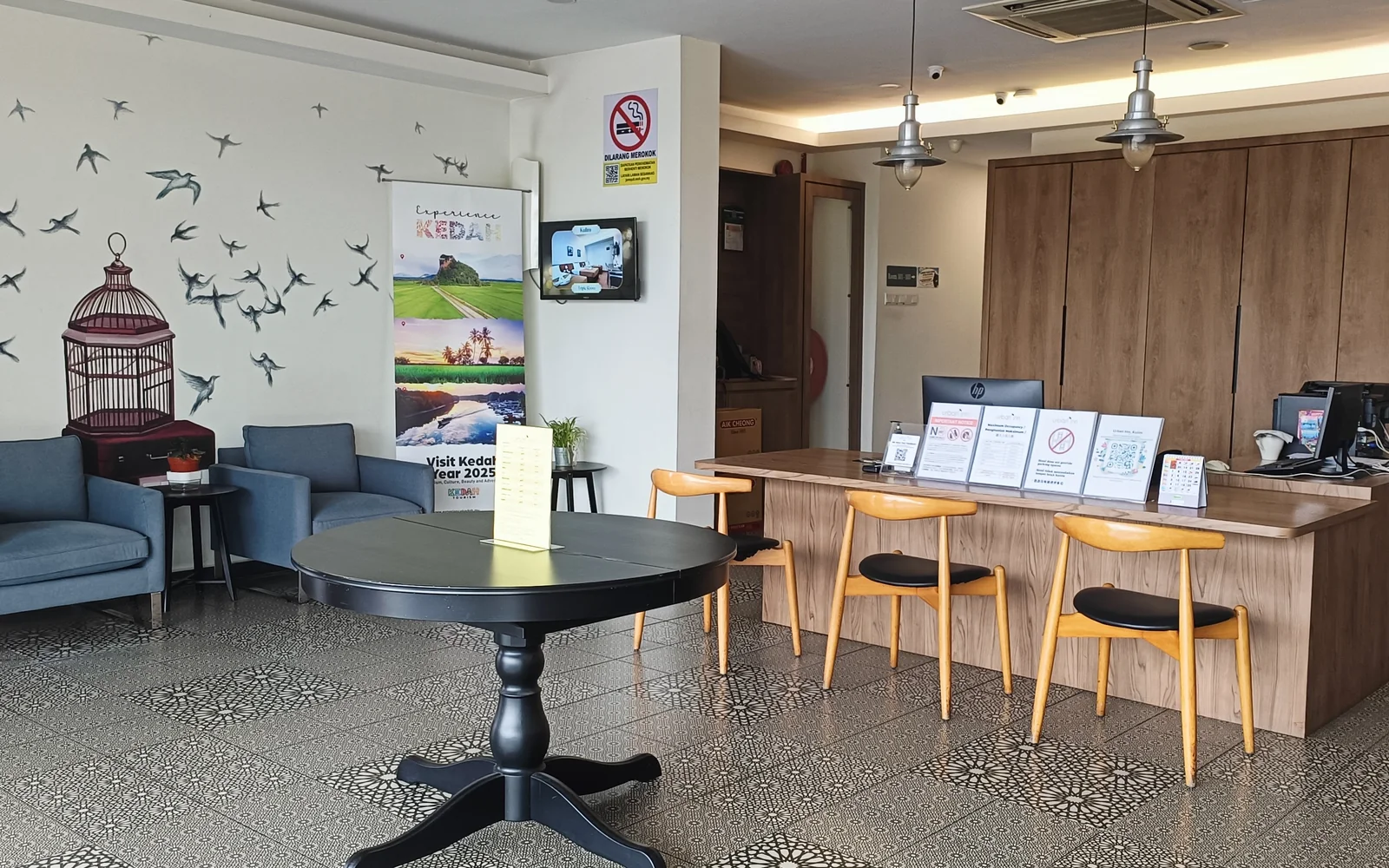 Urban Inn Kulim reception and lobby
